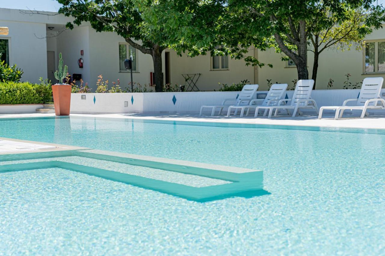 סאן תאודורו Hotel Le Mimose מראה חיצוני תמונה