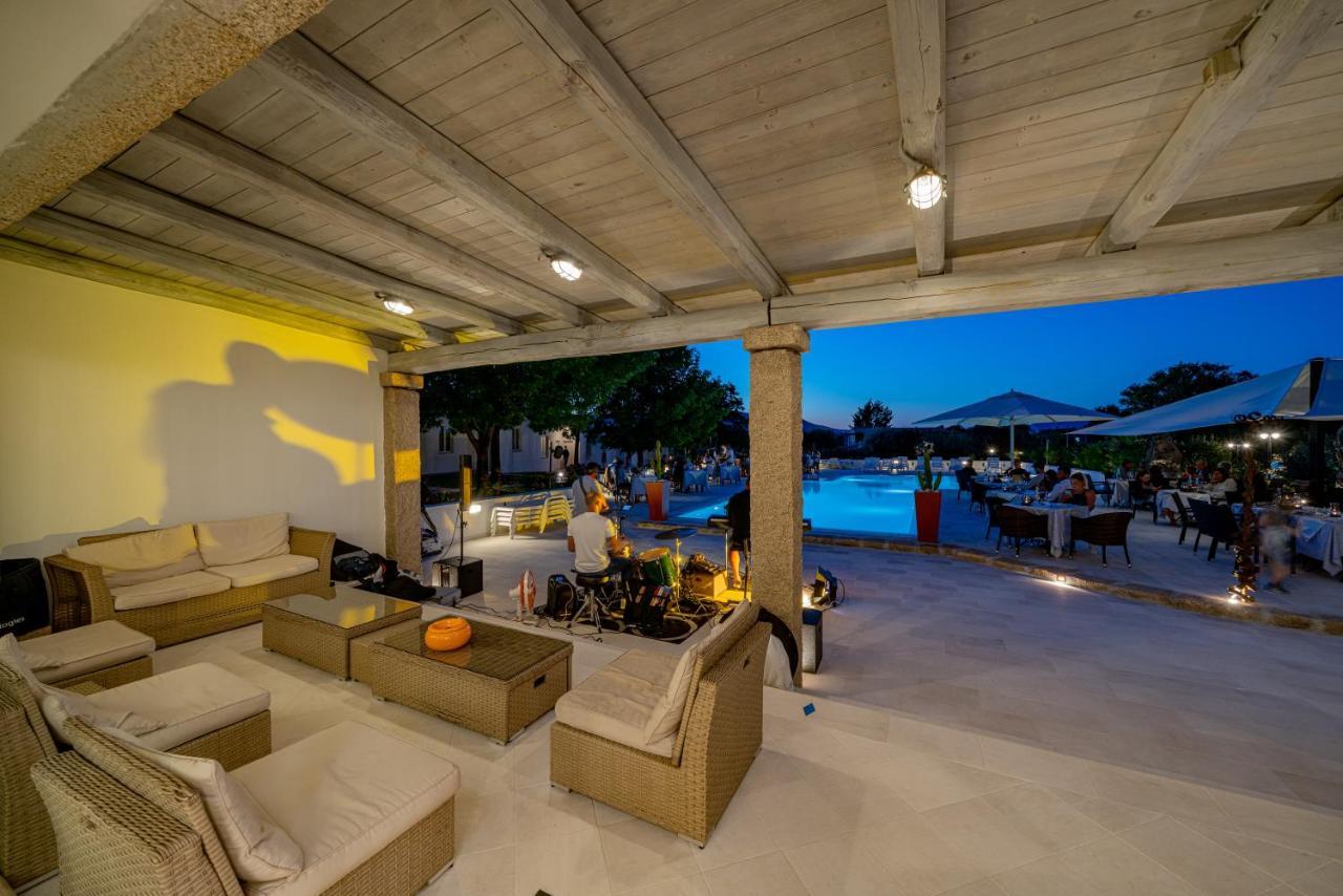 סאן תאודורו Hotel Le Mimose מראה חיצוני תמונה