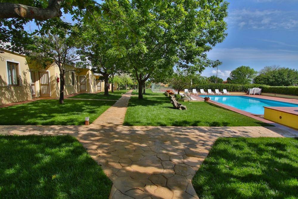 סאן תאודורו Hotel Le Mimose מראה חיצוני תמונה