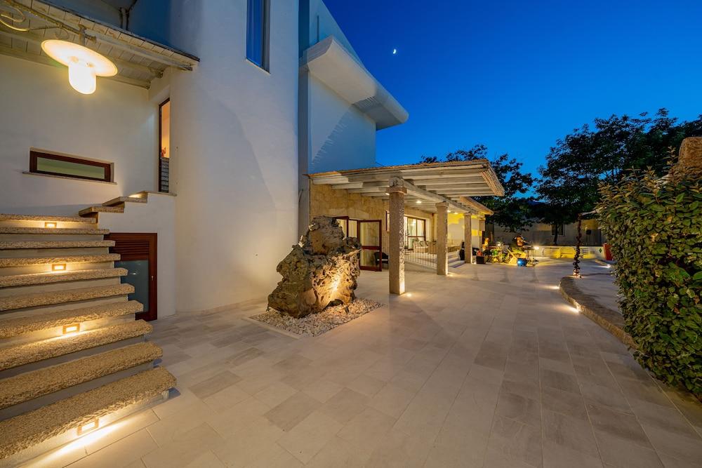 סאן תאודורו Hotel Le Mimose מראה חיצוני תמונה