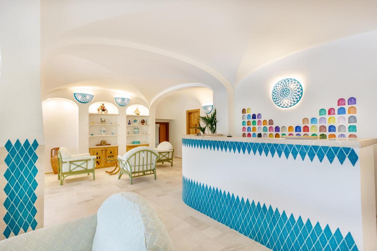סאן תאודורו Hotel Le Mimose מראה חיצוני תמונה